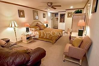 Atrium Inn High Point 3*