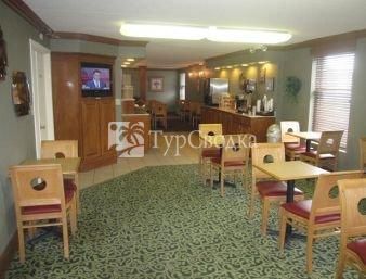Days Inn High Point Archdale 2*