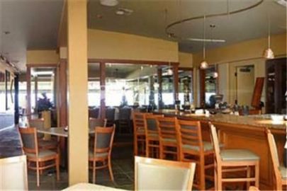 Days Inn Maui Oceanfront 2*