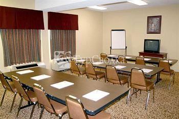 Hampton Inn Hot Springs 2*