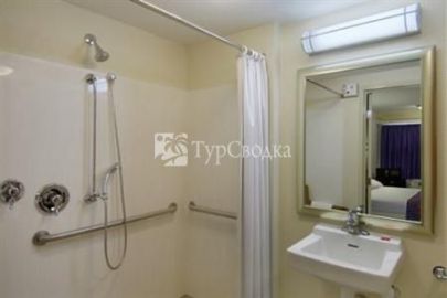 Red Roof Inn Huntington 2*
