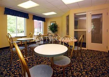 Comfort Inn Cedar Point 2*