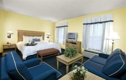 Hampton Inn & Suites Jacksonville-Southside Blvd-Deerwood Pk 3*