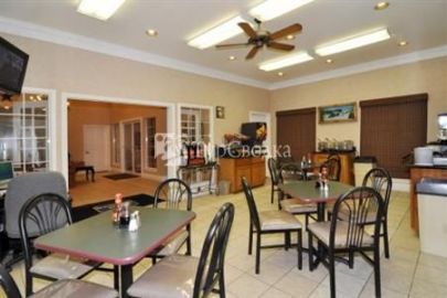 BEST WESTERN la Hacienda Inn 3*