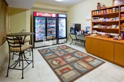 Candlewood Suites Kenosha 2*