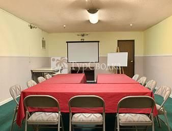 Travelodge La Mesa 2*