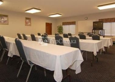 Comfort Suites La Porte (Texas) 2*
