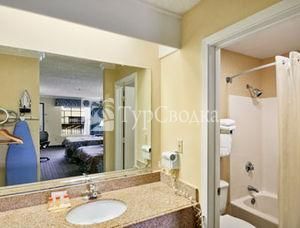 Days Inn LaPorte 2*