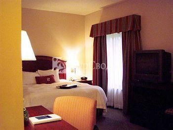 Hampton Inn & Suites Lafayette 3*