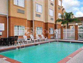 Microtel Inn & Suites Lake Charles 1*