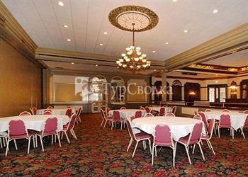 Quality Inn & Suites Lancaster (Pennsylvania) 2*