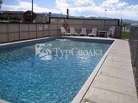 Silver Spur Motel 2*