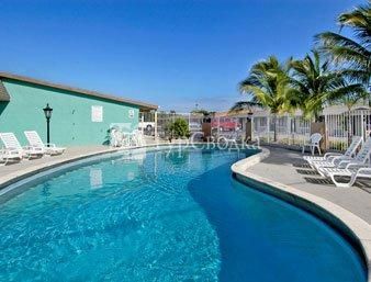 Super 8 West Palm Beach/Lantana 2*
