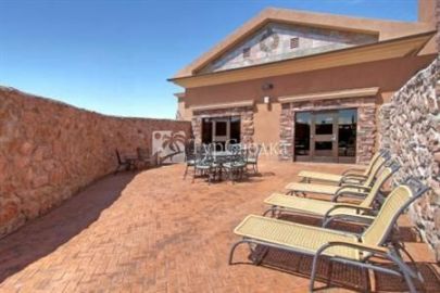 Holiday Inn Express Hotel & Suites Las Cruces 2*