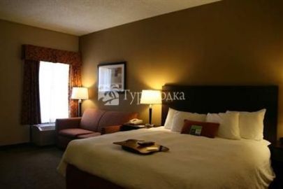 Hampton Inn Lawrence 3*