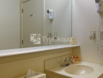 Days Inn Lebanon/Hanover 2*