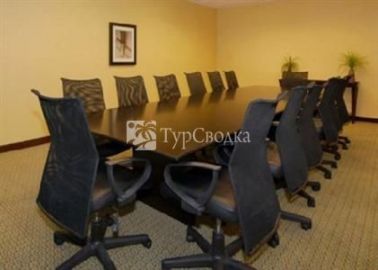 Comfort Suites Stonecrest 2*