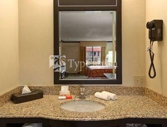 Ramada Limited Canoga Park/Warner Center 3*