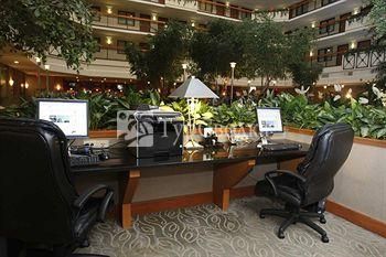 Embassy Suites Hotel Louisville 4*