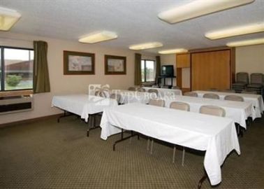 Quality Inn & Suites Marion 2*