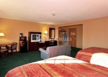 Econo Lodge Massena 2*