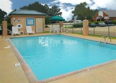 Comfort Inn McComb 2*