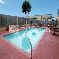 Motel 6 Memphis Graceland 2*