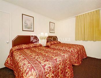 Travel Inn Plaza 2*