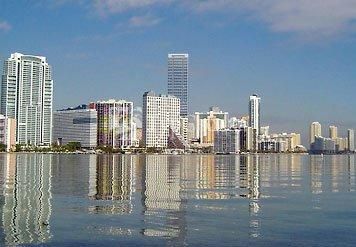 Courtyard by Marriott Miami Downtown 3*