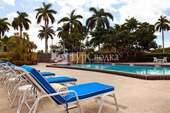 DoubleTree by Hilton & Miami Airport Convention Center 4*