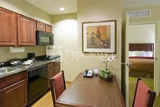 Homewood Suites Miami-Airport West 3*