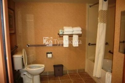 Hampton Inn & Suites Lamar 5*