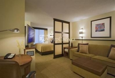 Hyatt Place Milwaukee Airport 3*