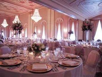 Milwaukee Athletic Club 3*