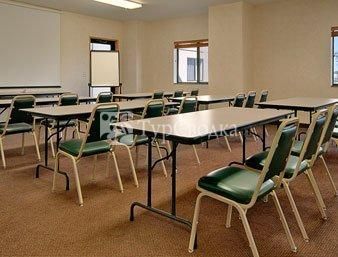 Days Inn Mitchell 2*
