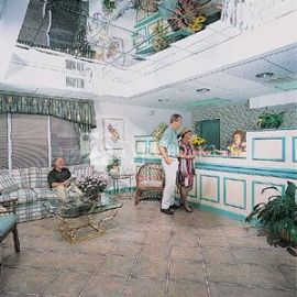 Emerald Shores Motel 2*