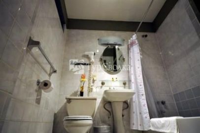Off Soho Suites 2*