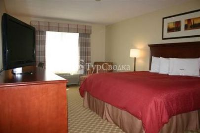 Country Inn & Suites Newark 3*