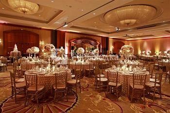 The Balboa Bay Club & Resort 4*