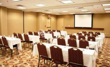 Hampton Inn & Suites Bloomington Normal 3*