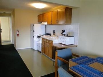 Ocean Shores Inn & Suites 2*