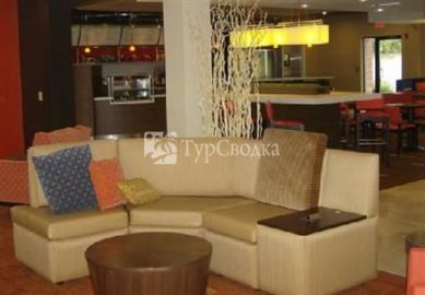 Courtyard New Haven Orange 2*