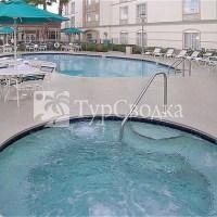 La Quinta Inn and Suites Orlando Airport North 2*
