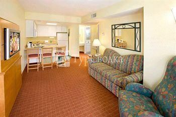 Nickelodeon Suites Resort 3*