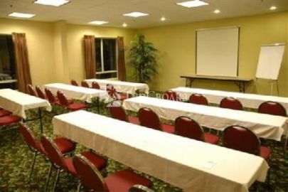 Holiday Inn Express Palm Coast 2*
