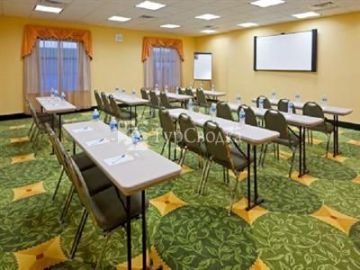 La Quinta Inn & Suites Pasadena North 2*