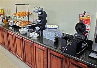 Comfort Inn & Suites Perry 2*