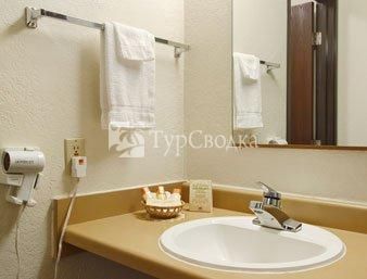 Pierre-Days Inn 2*