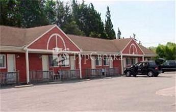Blue Spruce Motel and Townhouses Plymouth (Massachusetts) 2*