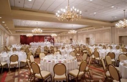 Radisson Hotel Plymouth Harbor 3*